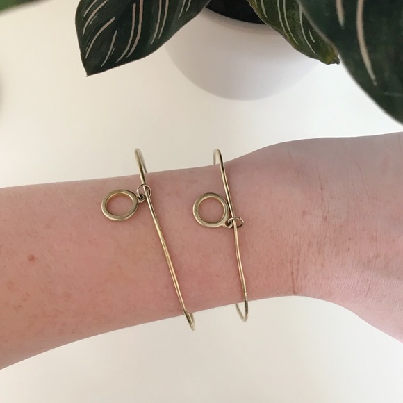 Assorted bracelet bundle - Picture 3 of 6